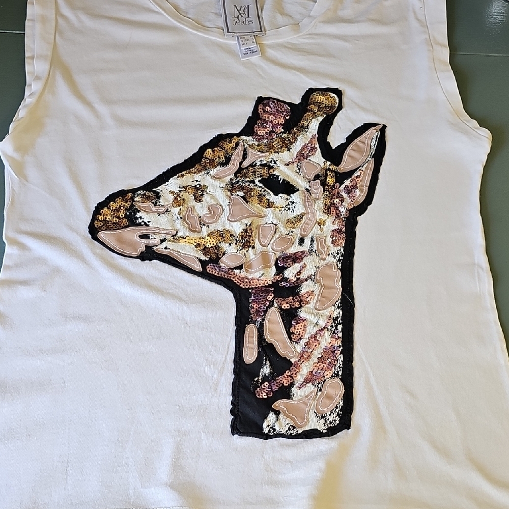 - Mng Jeans White‎ Tank Top with Sequin Giraffe Design. size Small